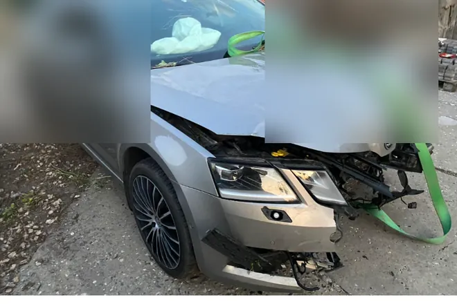 Škoda со следами удара в переднюю часть — реальный пример